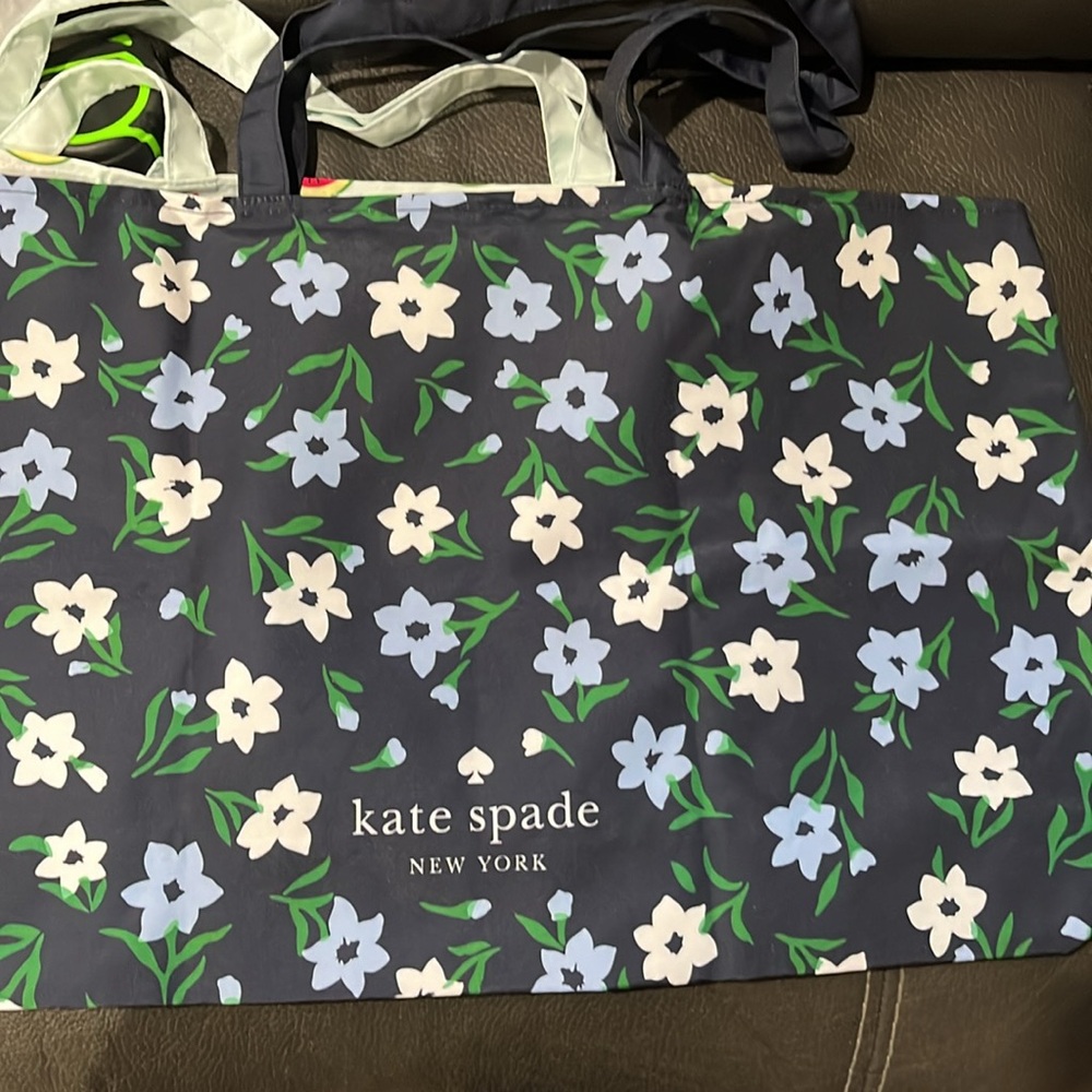 Two Kate spade watermelon cloth totes - Picture 9 of 10